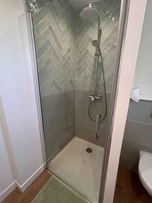 Petite Maison Proche - 20 Min En Voiture Apartment *